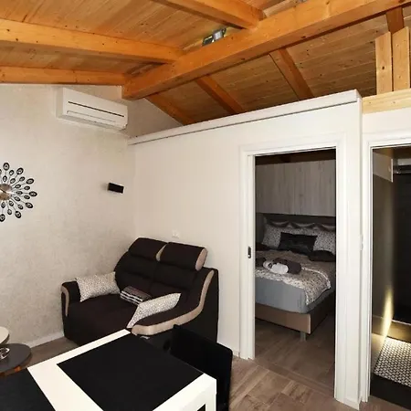 Daire Deluxe Nono- Anex Building *