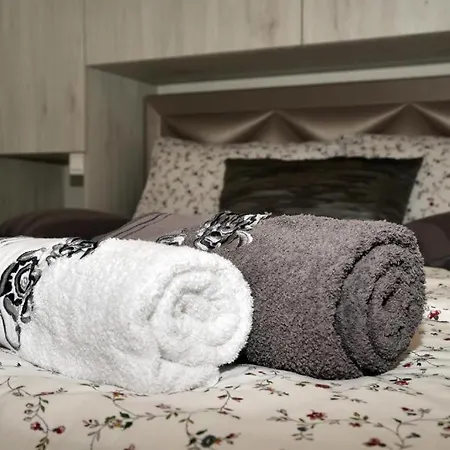 アパート Deluxe Nono- Anex Building ポレッチ