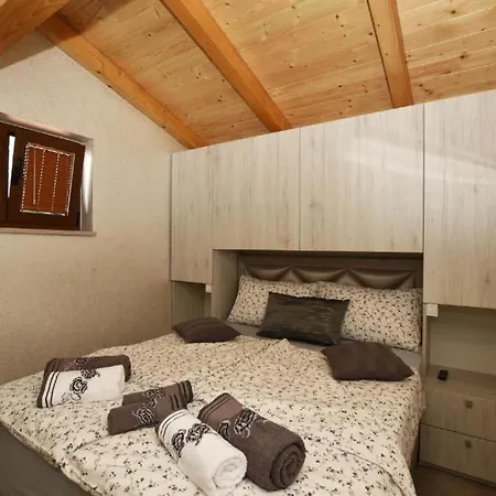 Deluxe Nono- Anex Building * Poreč